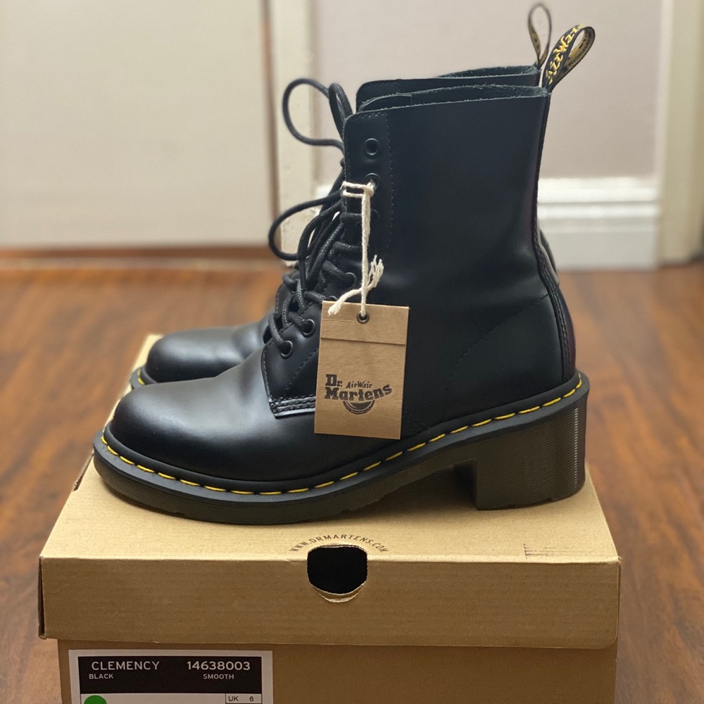 Women’s Dr Martens Clemency Black